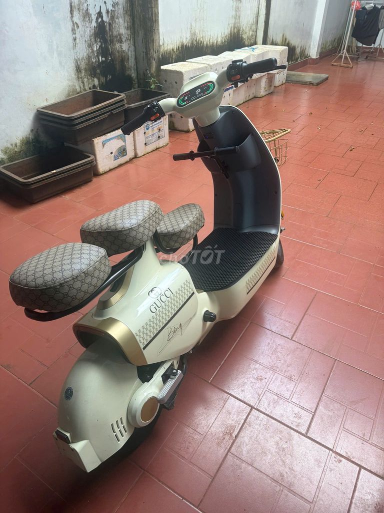 BÁN XE ĐIỆN V1 PLUK THẮNG ĐĨA 2025. Mua bán Xe điện tại Thành phố Buôn Ma Thuột Đắk Lắk được đăng bởi anh chiến hình 3