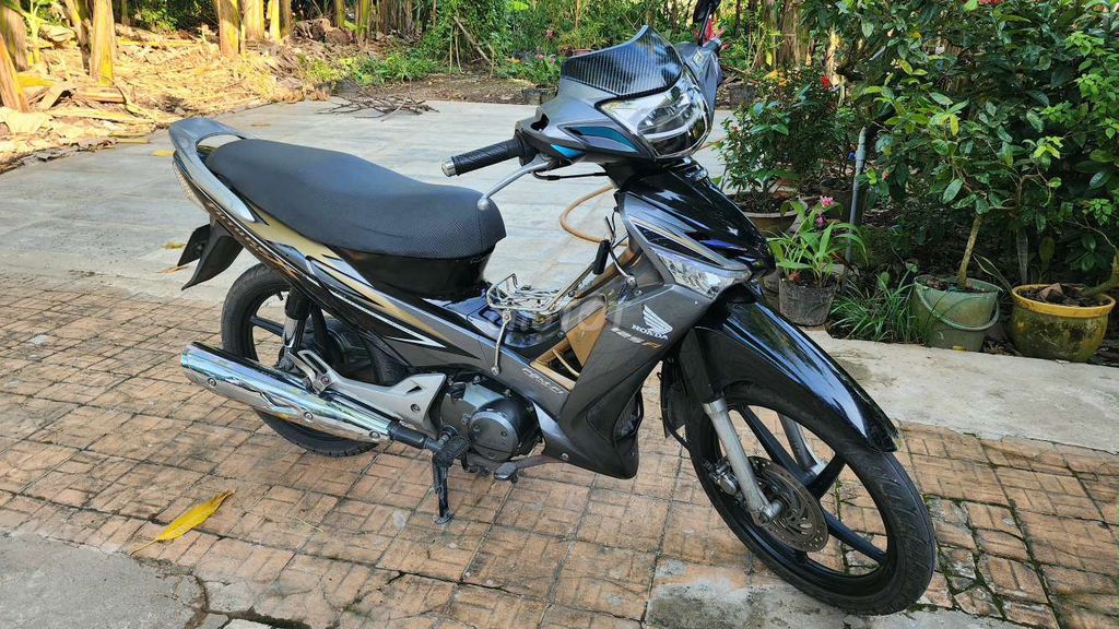 Bán lại Future X Fi 2011 lên khóa smartkey. Mua bán Xe máy tại Huyện Chợ Mới An Giang được đăng bởi Khôi Nguyễn hình 1