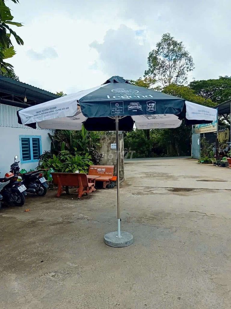 Dù che nắng Trung Nguyên Inox 3 mét mới. Mua bán Nội thất, đồ gia dụng khác tại Huyện Hòa Vang Đà Nẵng được đăng bởi Kho hàng khuyến mãi HỒNG YẾN Điện Phương Điện Bàn hình 1