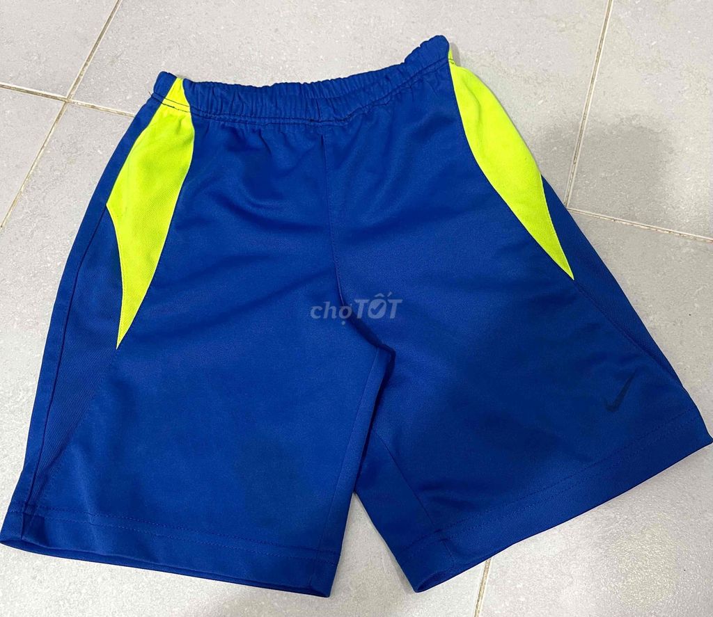 Short thể thao NiKe auth cho bé size 4-6 tuổi 85%