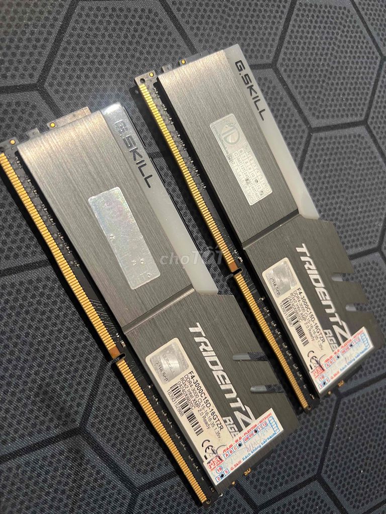 RAM G.Skill Trident Z RGB 16GB 3000MHz RGB. Mua bán Linh kiện (RAM, Card...) tại Huyện Xuân Trường Nam Định được đăng bởi Mr Vu hình 1