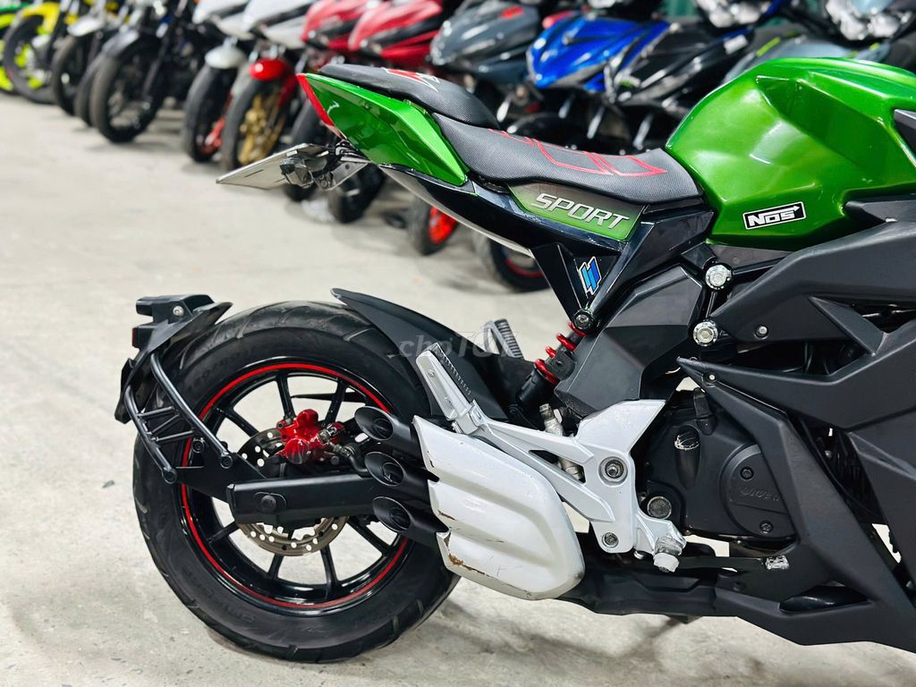 XE MÁYTHANH TÙNG_MV AGUSTA125 MÀU XANH XE ZIN CHẤT. Mua bán Xe máy tại Quận Bắc Từ Liêm Hà Nội được đăng bởi THANH TÙNG hình 3