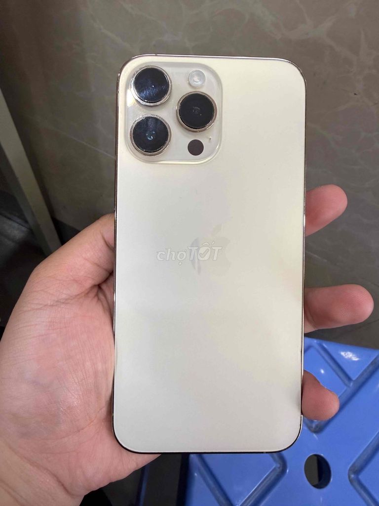 iPhone 14 Pro Max 128GB Vàng đã thay màn. Mua bán Điện thoại tại Quận Tây Hồ Hà Nội được đăng bởi Magic hình 1