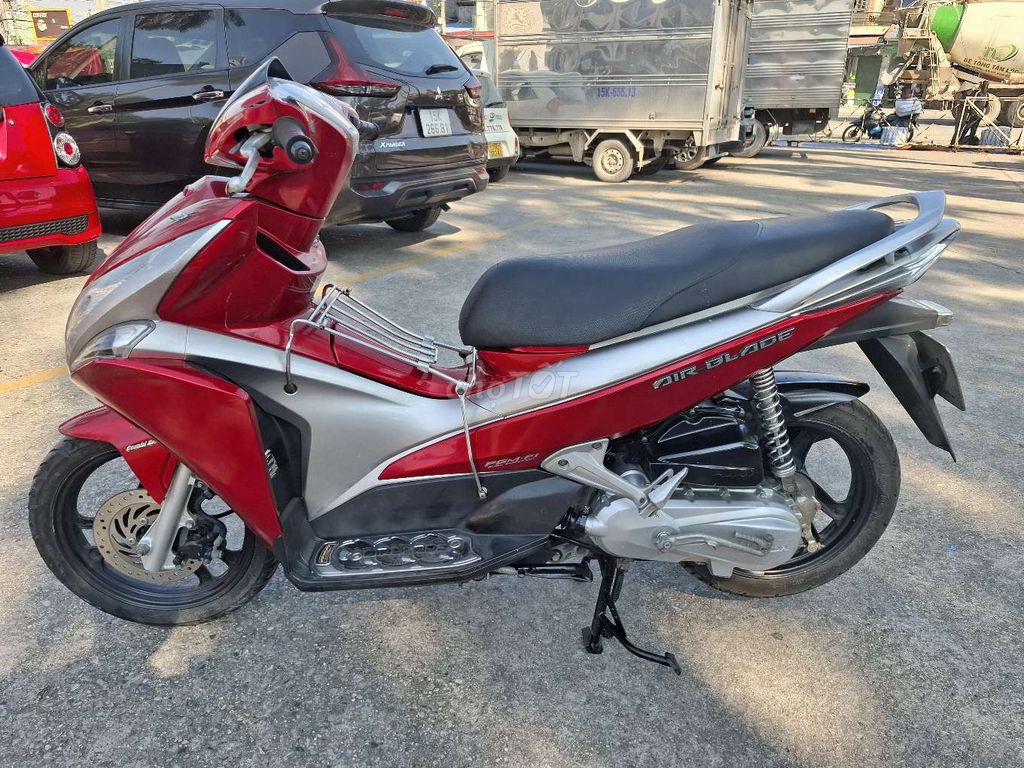 Honda Air Blade 110 2012 máy zin êm khỏe biển 15hp. Mua bán Xe máy tại Quận Kiến An Hải Phòng được đăng bởi anh phong hình 6