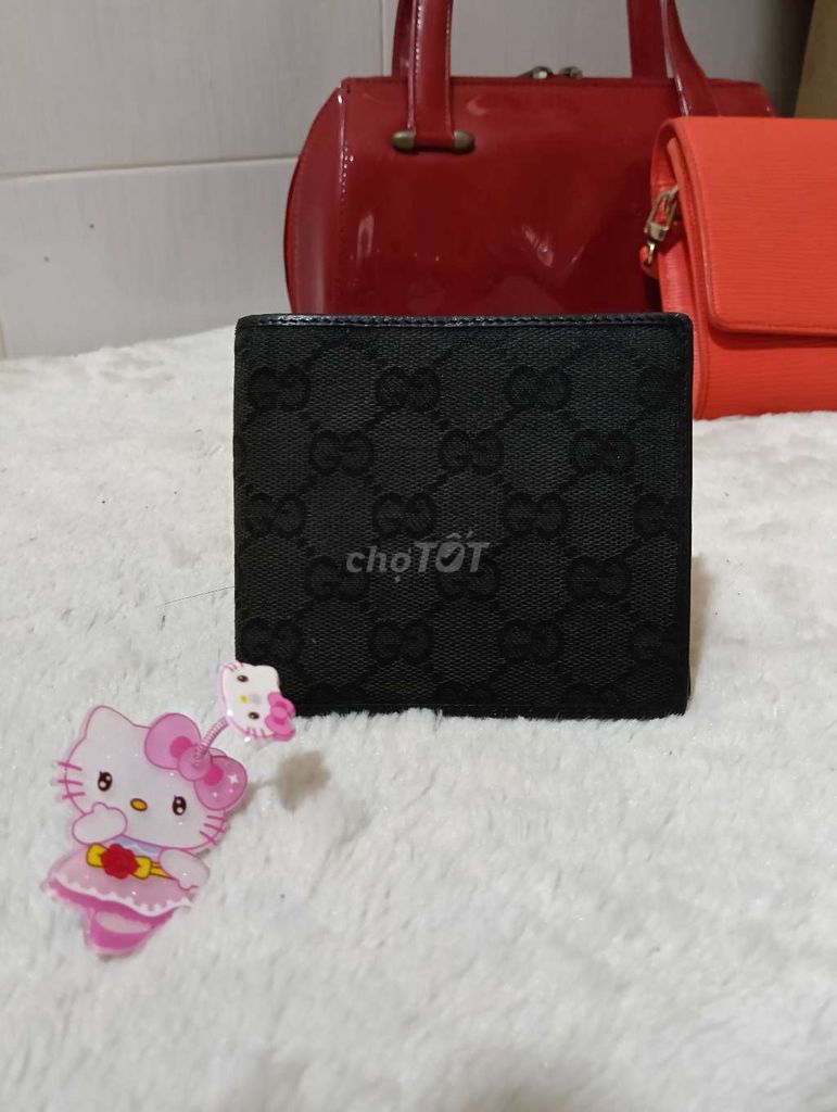 Ví Gucci authentic chất vải hãng phối da