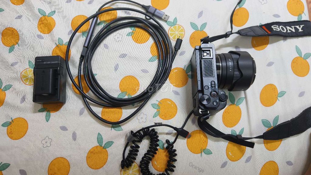 Máy ảnh Sony ZVE10 Đen. Mua bán Máy ảnh, Máy quay tại Quận Hoàng Mai Hà Nội được đăng bởi Nguyễn Nam hình 1