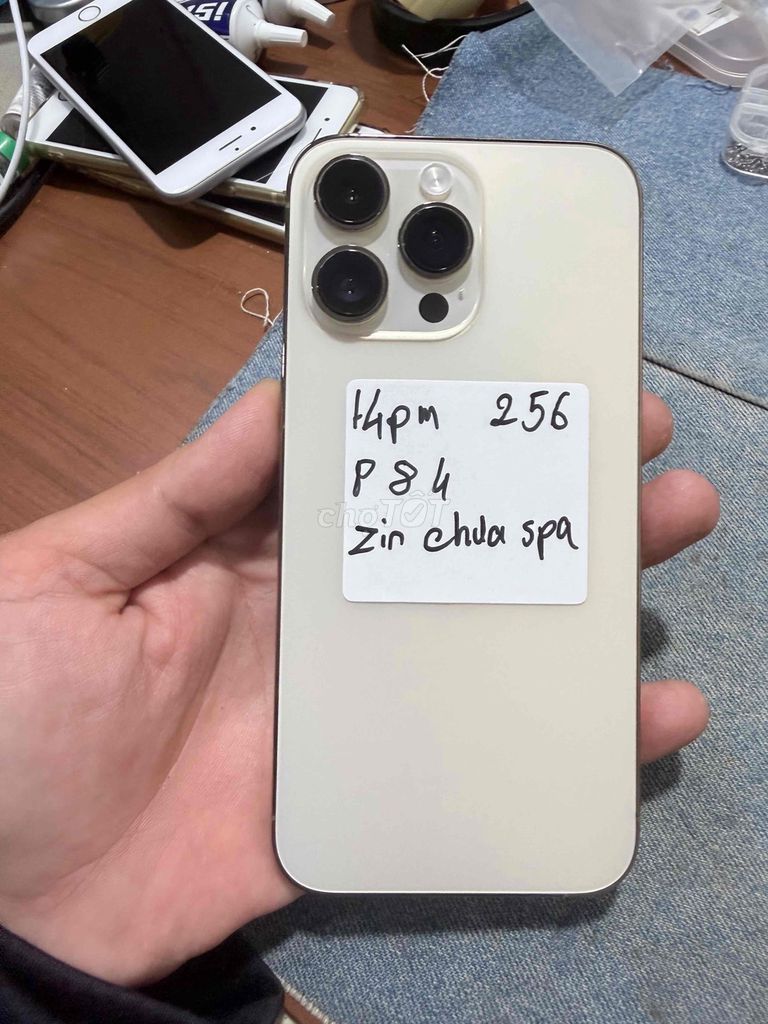 Apple iPhone 14 Pro Max 256GB Vàng. Mua bán Điện thoại tại Huyện Tân Phước Tiền Giang được đăng bởi Le Duy Hong Duc hình 1