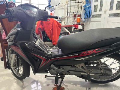 WAVE RSX FI ĐEN. Mua bán Xe máy tại Huyện Cần Giờ Tp Hồ Chí Minh được đăng bởi Nhật Đoan