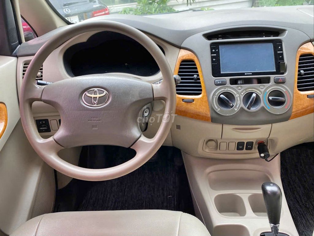 Toyota Innova 2008 Bạc Tự động. Mua bán Ô tô tại Quận Long Biên Hà Nội được đăng bởi VIETNAM OTO hình 11
