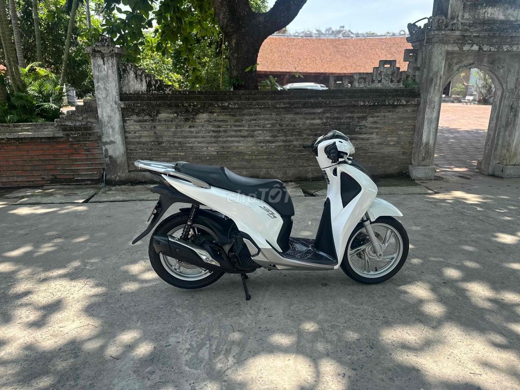 SH 2019 125 phanh ABS  Máy zin chính chủ uỷ quyền. Mua bán Xe máy tại Quận Lê Chân Hải Phòng được đăng bởi Nguyễn Thế Hiếu hình 4