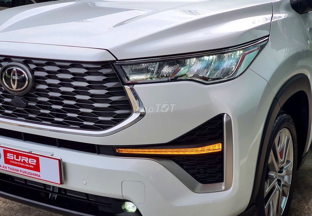 Innova Cross HEV 2024 - 5702 km -980 THƯƠNG LƯỢNG. Mua bán Ô tô tại Huyện Bình Chánh Tp Hồ Chí Minh được đăng bởi TRANGTRAN TOYOTA AN THÀNH hình 5