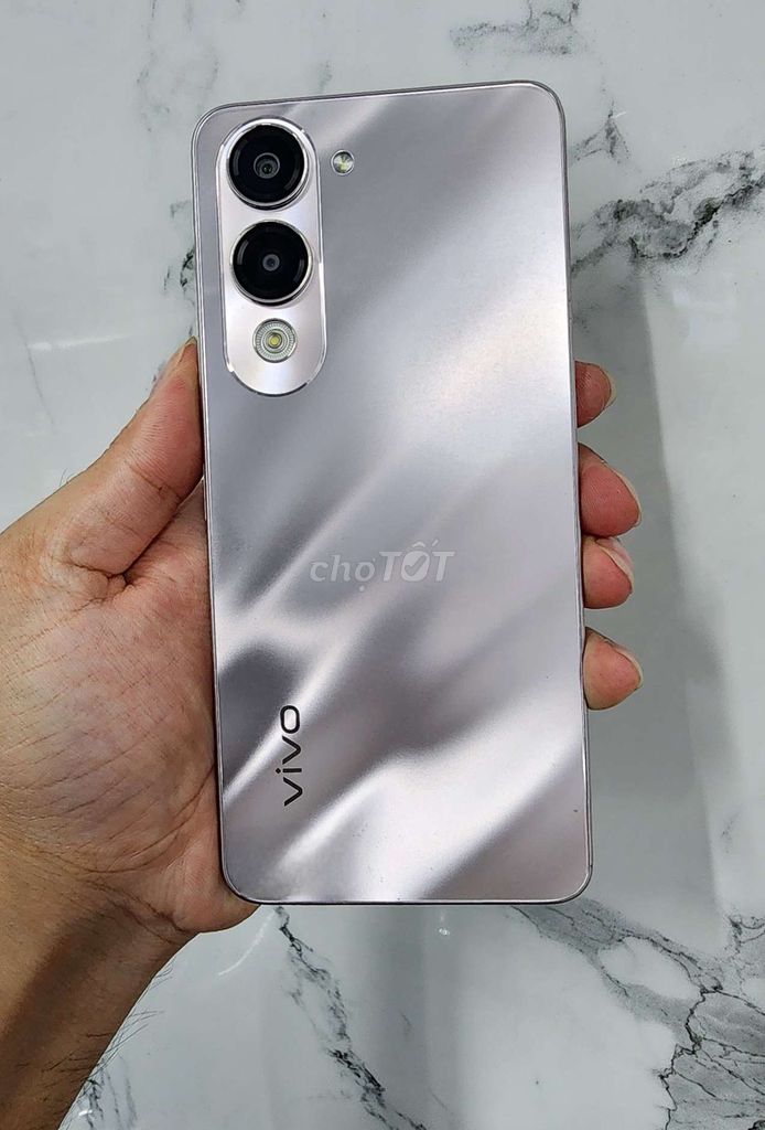 Vivo YO4 Bạc Mới 100% Đẹp Sài Tốt Bh 12 tháng. Mua bán Điện thoại tại Thành phố Biên Hòa Đồng Nai được đăng bởi Điện Thoại Tốt Giá Rẻ hình 1
