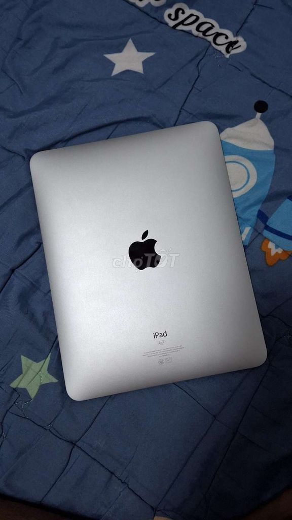 Apple iPad 1 64GB Bạc Như mới. Mua bán Máy tính bảng tại Huyện Nhà Bè Tp Hồ Chí Minh được đăng bởi Trần Lê Minh Trí hình 1