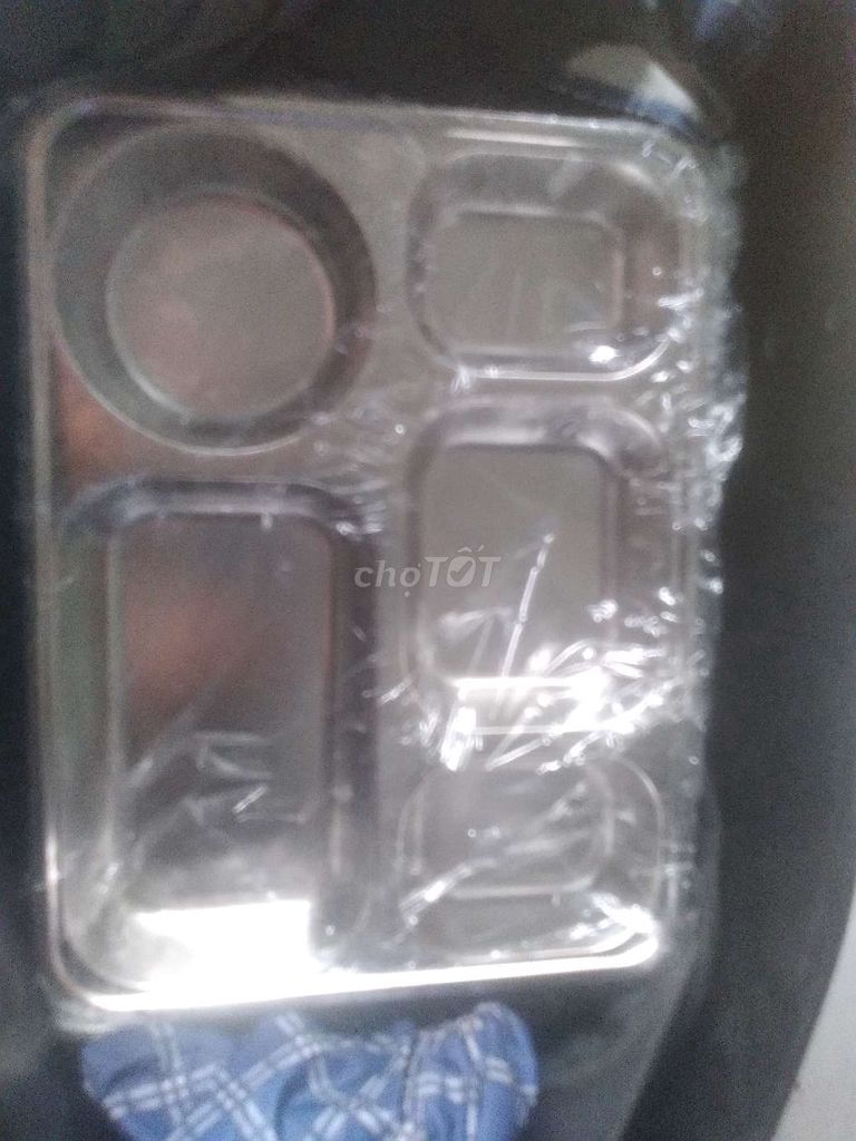 Khay ăn Inox Bạc. Mua bán Dụng cụ nhà bếp tại Thành phố Biên Hòa Đồng Nai được đăng bởi Nguyễn Ngọc Thành hình 1