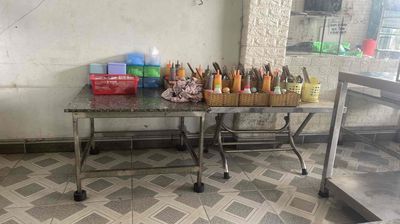 Cần người phụ quán phở gần chợ Hóc Môn
