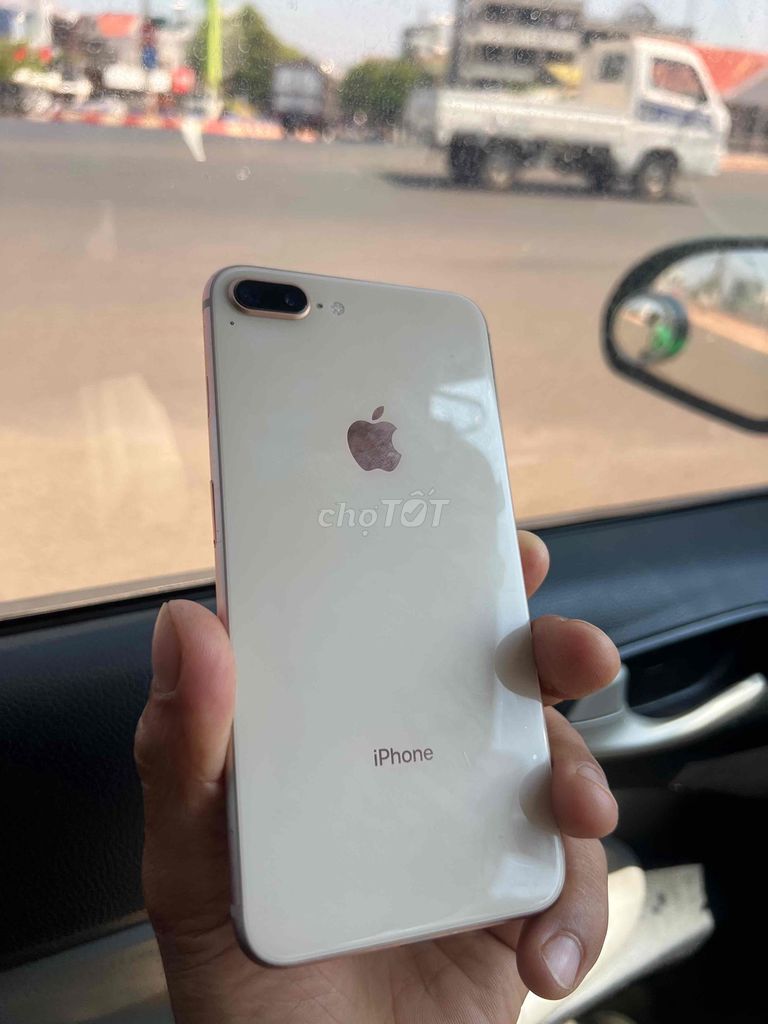 Apple iPhone 8 Plus 64GB Trắng. Mua bán Điện thoại tại Thành phố Buôn Ma Thuột Đắk Lắk được đăng bởi bmt hình 1