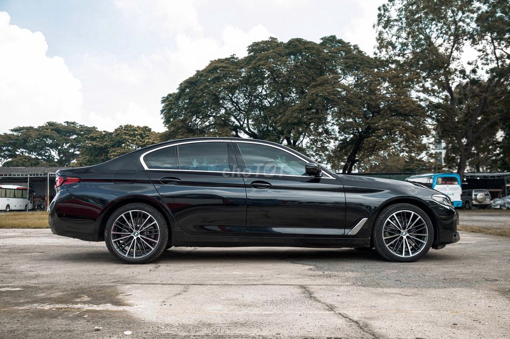 BMW 520I LUXURY LINE 2024. Mua bán Ô tô tại Quận Gò Vấp Tp Hồ Chí Minh được đăng bởi Đoàn Thuận hình 4