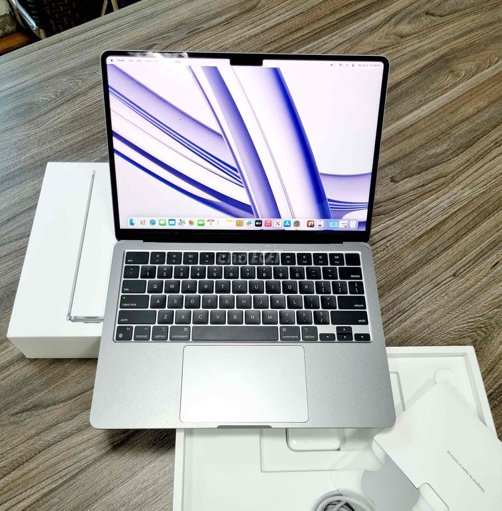 Macbook Air M2 13 inch 8/256 Grey Fullbox