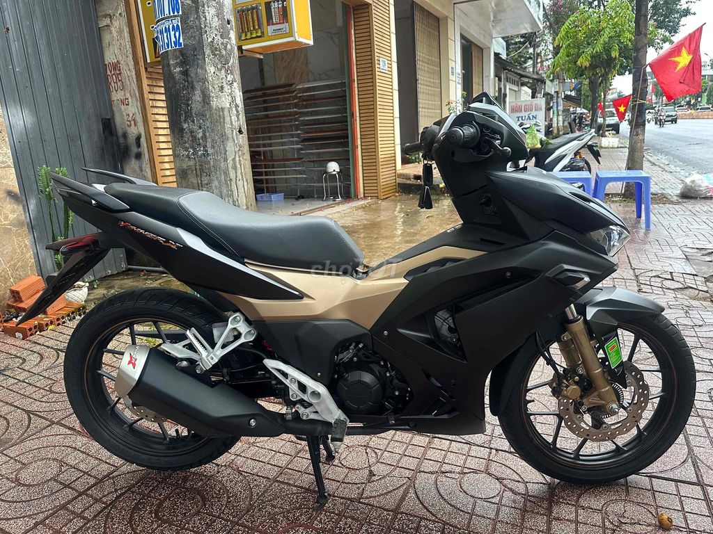 - Bán Winner 2023ABS - Ký Công Chứng Bấm Biển Ngay. Mua bán Xe máy tại Thành phố Buôn Ma Thuột Đắk Lắk được đăng bởi Huỳnh Vũ Bảo Lâm hình 3