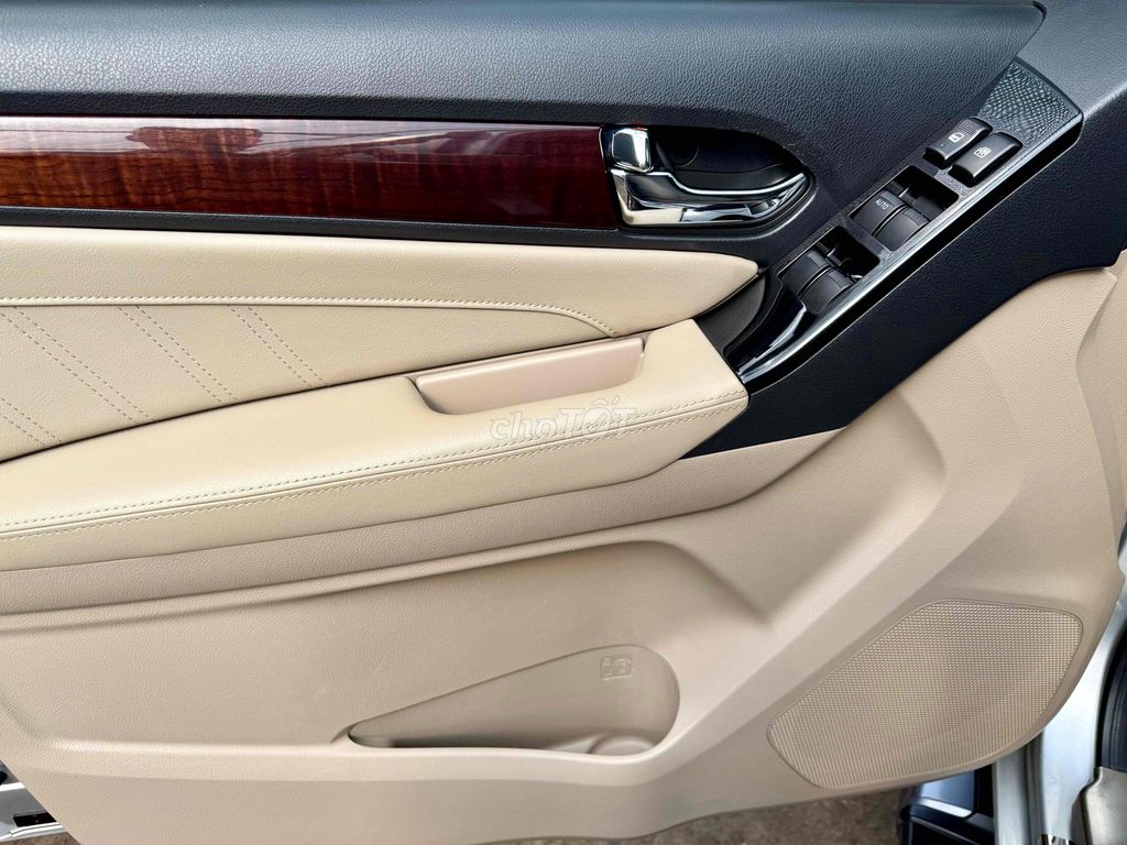 Isuzu Mu X 2018 1.9 4X2 AT - 74000 km. Mua bán Ô tô tại Quận Gò Vấp Tp Hồ Chí Minh được đăng bởi Bình An Ôtô  hình 4