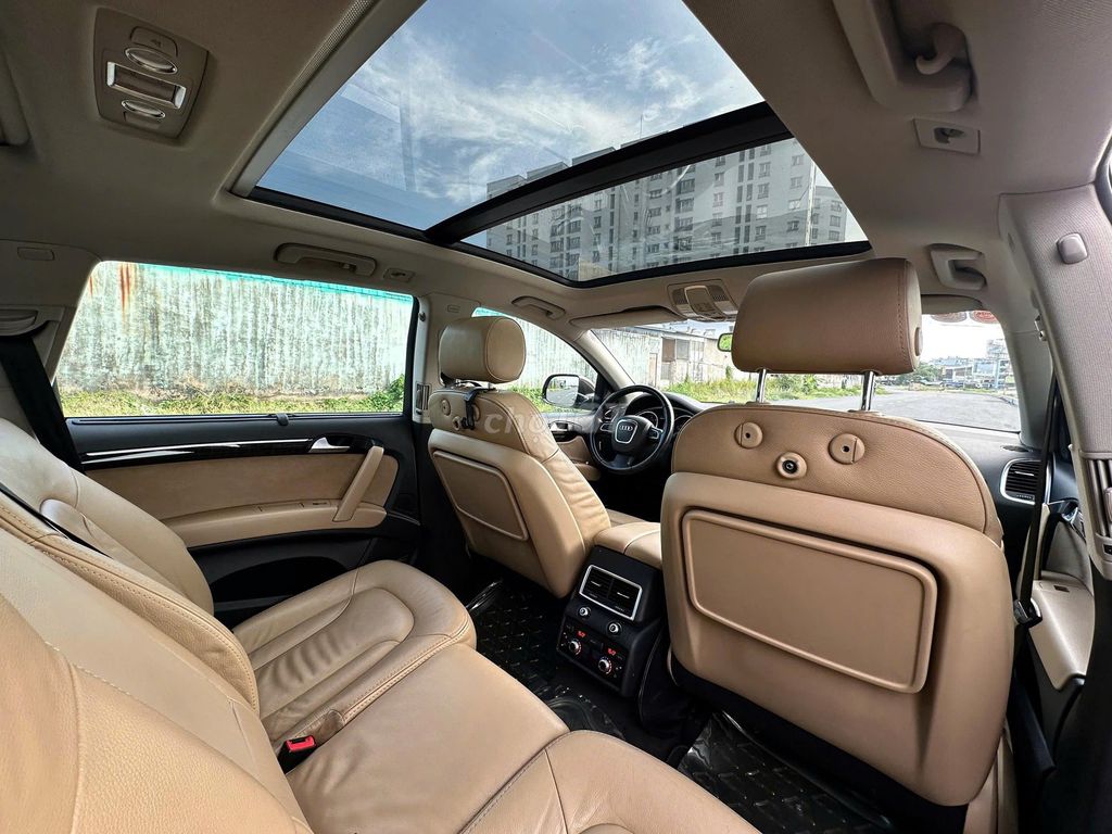 Audi Q7 2011 màu nâu xe đẹp. Mua bán Ô tô tại Quận Gò Vấp Tp Hồ Chí Minh được đăng bởi Phương 831 hình 10