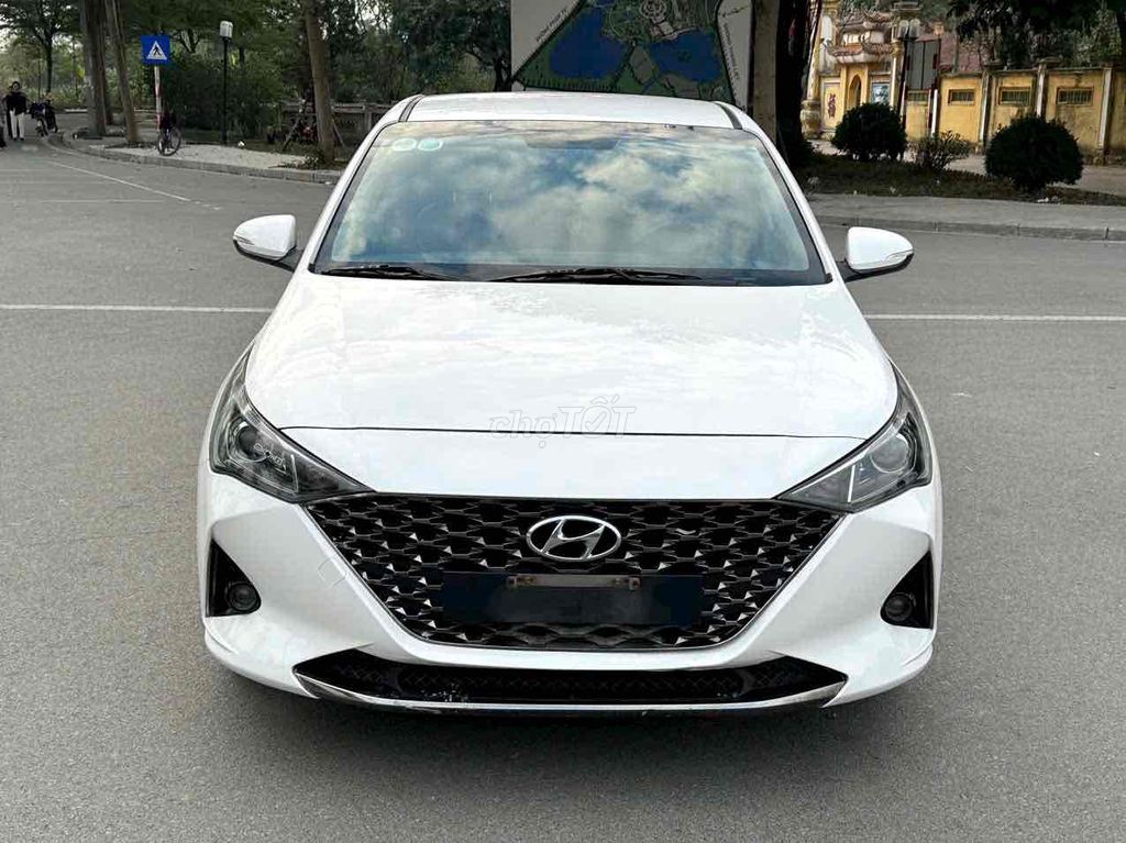 Hyundai Accent 2021 1.4 AT - 62000 km