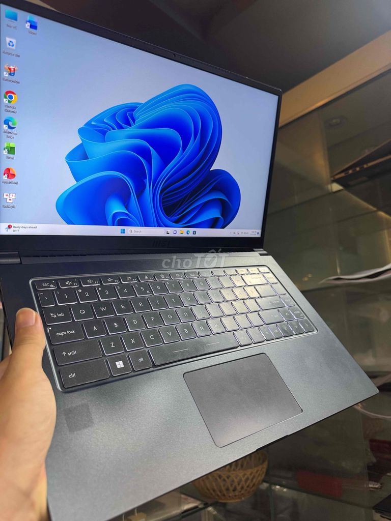 MSI Modern 15 i5 11th 15.6 inch 8GB/512GB. Mua bán Laptop tại Quận Gò Vấp Tp Hồ Chí Minh được đăng bởi Thanh lí cầm đồ hình 1