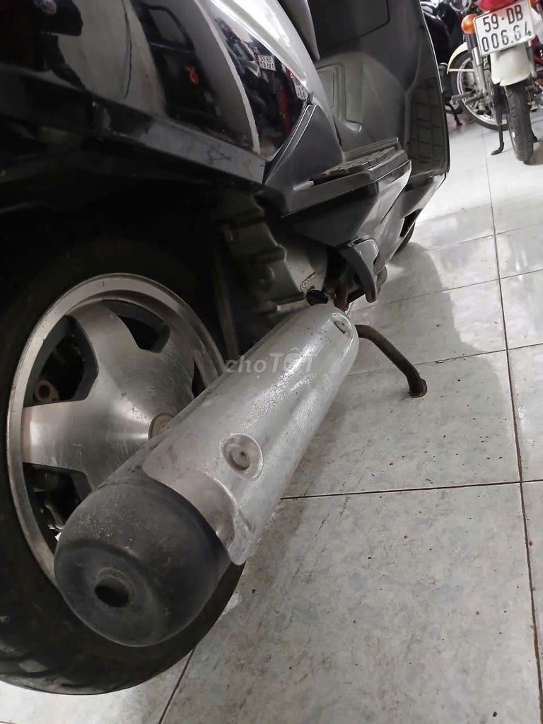 Xe tay ga Suzuki sky wave 250 Hàng độc nhập bãi. Mua bán Xe máy tại Quận Phú Nhuận Tp Hồ Chí Minh được đăng bởi Hiếu Nguyễn hình 2