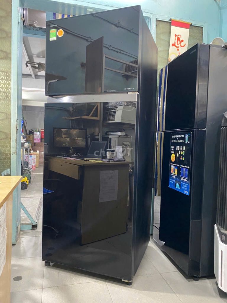 Tủ lạnh Toshiba 409L Inverter zin nhẹ điện. Mua bán Tủ lạnh tại Quận 1 Tp Hồ Chí Minh được đăng bởi QUANG PHÁT hình 1