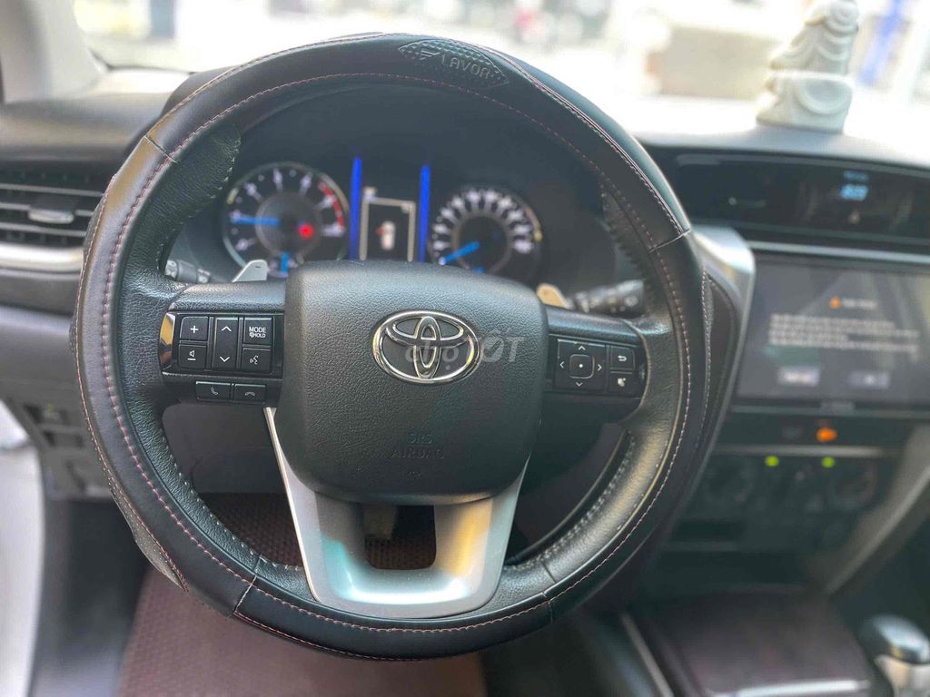 Toyota Fortuner 2019 2.4G AT chất xe đẹp. Mua bán Ô tô tại Quận Tân Phú Tp Hồ Chí Minh được đăng bởi Nguyễn Tân Xe Lướt  hình 4