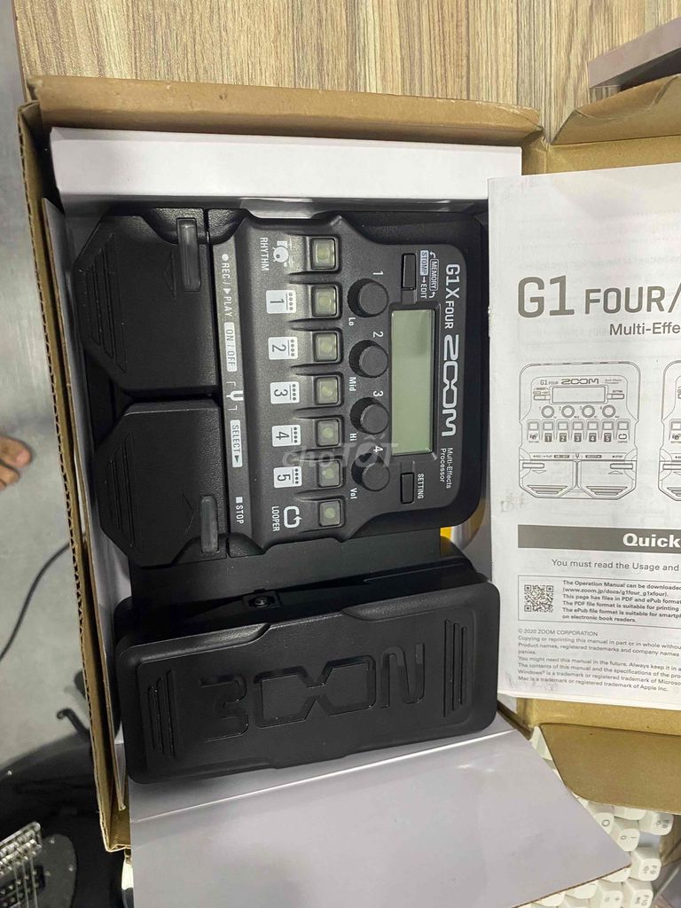 Bộ xử lý đa hiệu ứng Zoom G1X Four Đen. Mua bán Nhạc cụ tại Quận Gò Vấp Tp Hồ Chí Minh được đăng bởi Trí Nhã hình 1