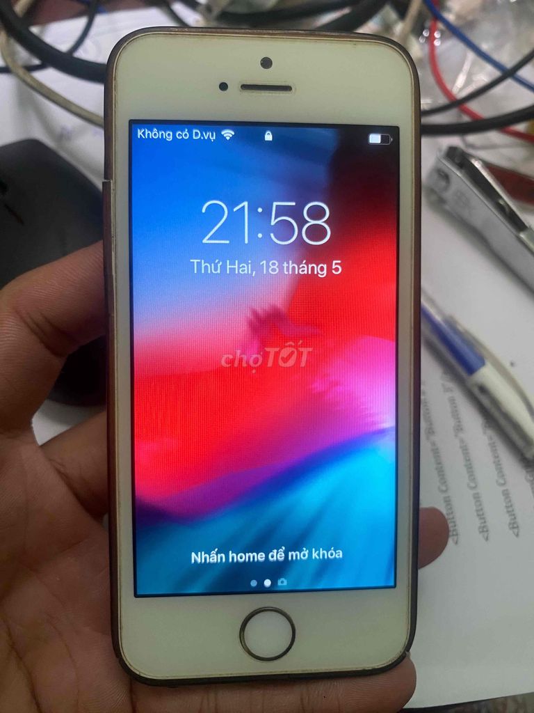 Apple iPhone 5s Trắng. Mua bán Điện thoại tại Thành phố Biên Hòa Đồng Nai được đăng bởi Trần Xuân Mạnh hình 1