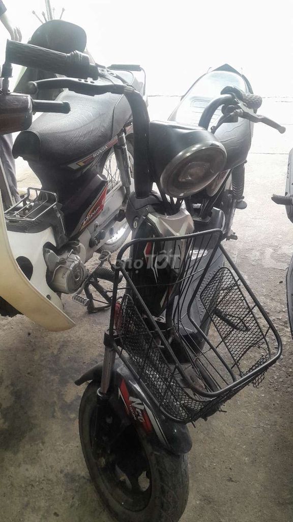 Xe A ri bada +xe Drem. Mua bán Xe máy tại Huyện Phú Xuyên Hà Nội được đăng bởi Thinh Phu hình 4