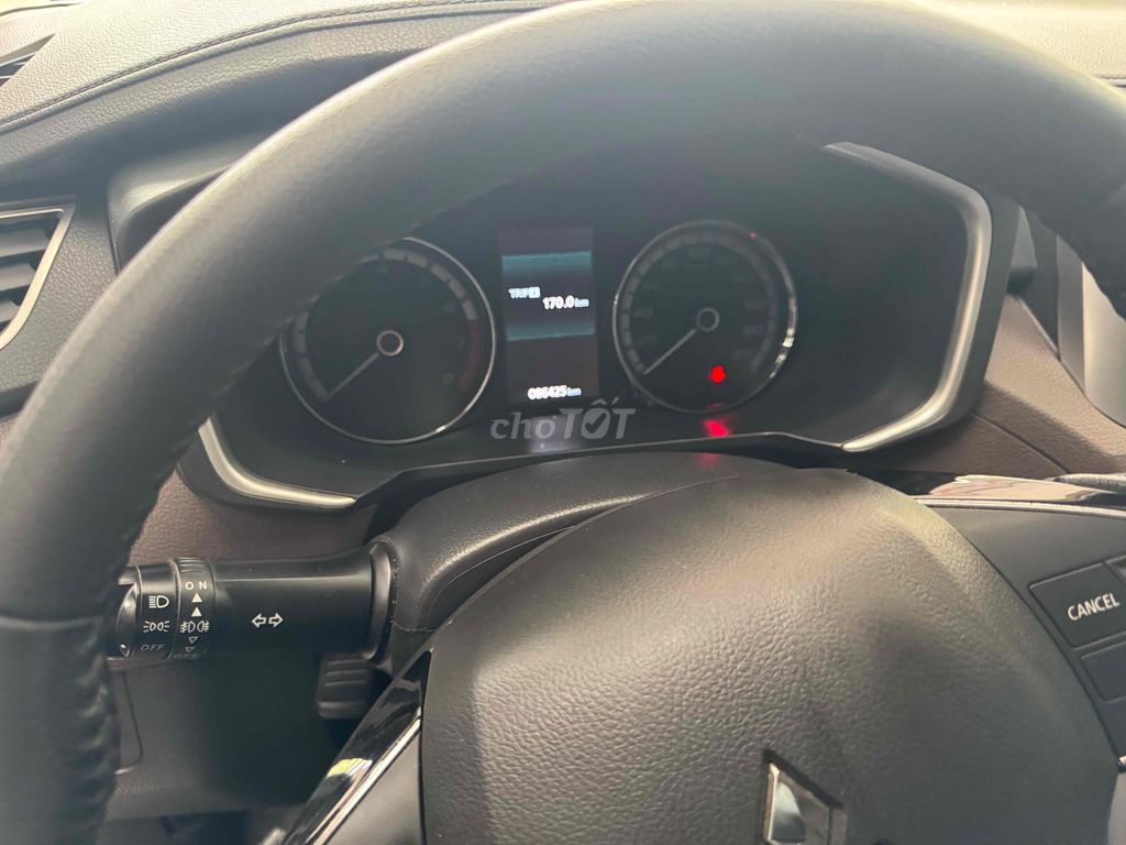 Mitsubishi Xpander Cross 2021 AT - 86000 km. Mua bán Ô tô tại Quận 12 Tp Hồ Chí Minh được đăng bởi Salon Ô tô Hoàng Minh Phát hình 11