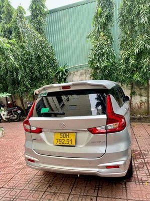 Suzuki Ertiga Bạc 7 chỗ 2021