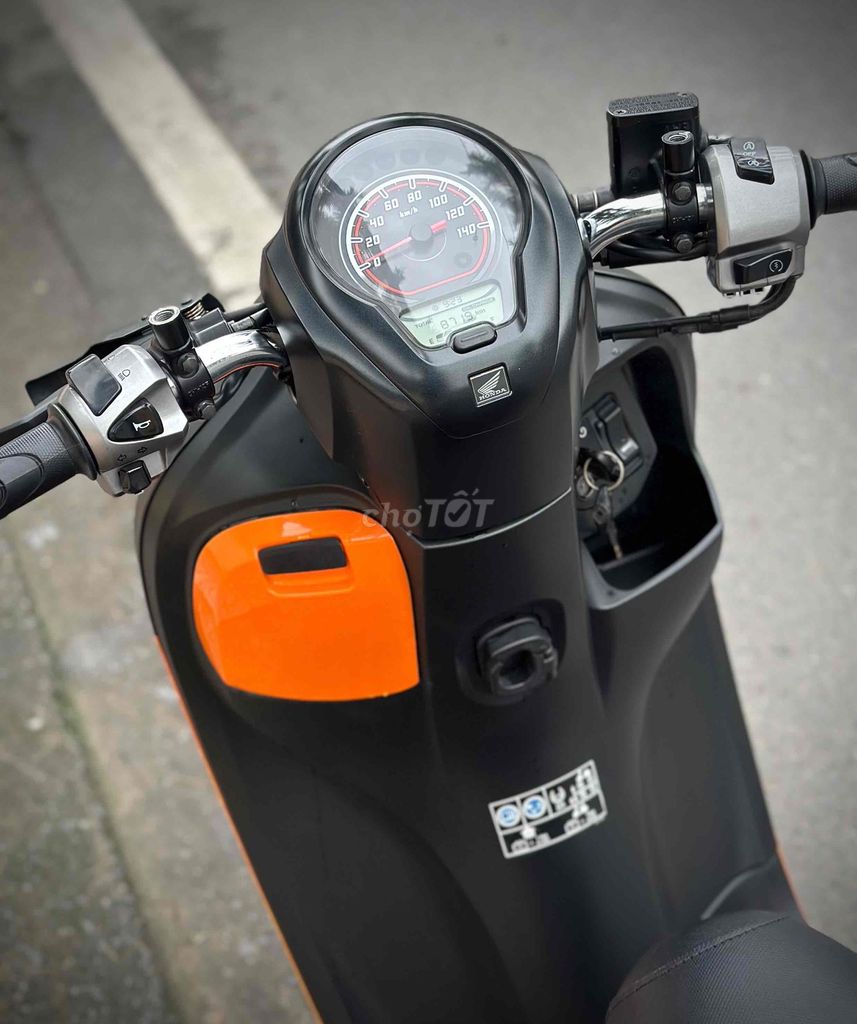Scoopy 110cc Mới 99%. Mua bán Xe máy tại Huyện Hóc Môn Tp Hồ Chí Minh được đăng bởi XE LƯỚT 34 hình 4