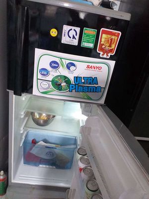 Tủ lạnh Sanyo aqua 170L ko đóng tuyết. Mua bán Tủ lạnh tại Huyện Hóc Môn Tp Hồ Chí Minh được đăng bởi đuc trung