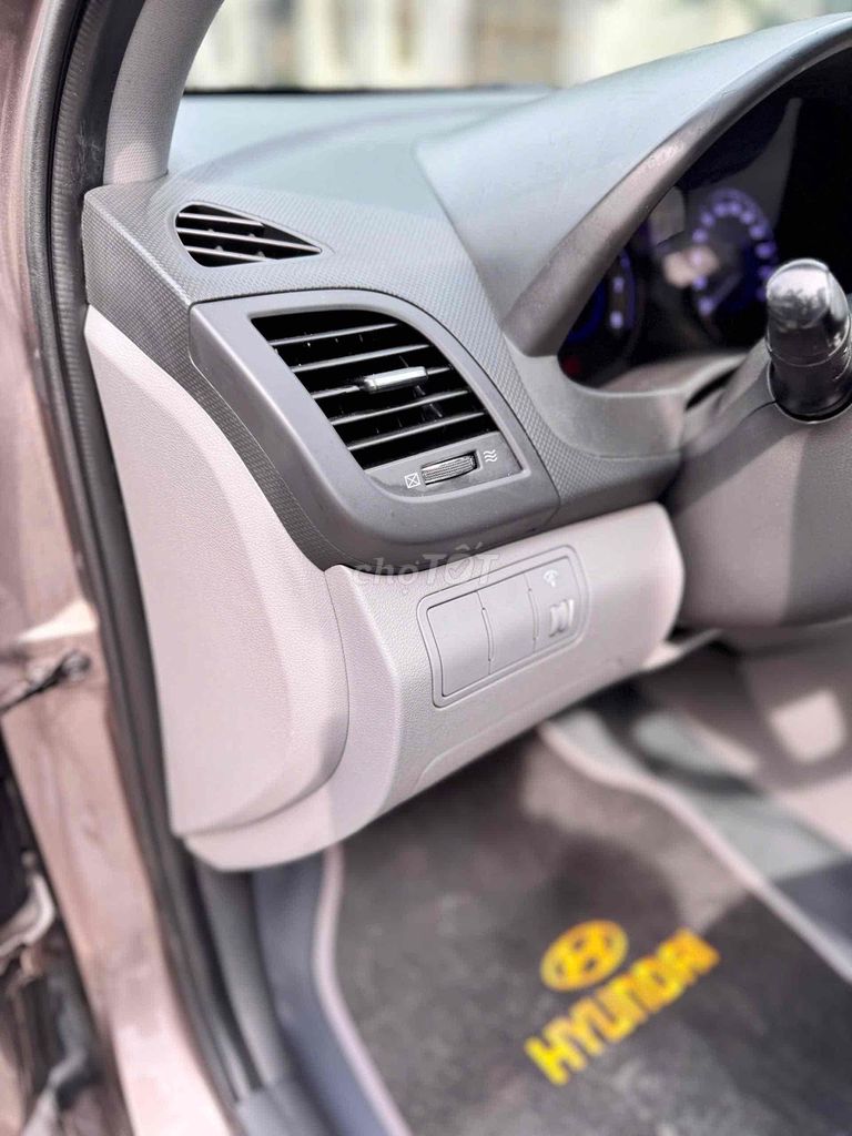 Hyundai Accent 2013 1.4 AT - 90000 km. Mua bán Ô tô tại Quận Gò Vấp Tp Hồ Chí Minh được đăng bởi Ms Thư  hình 9