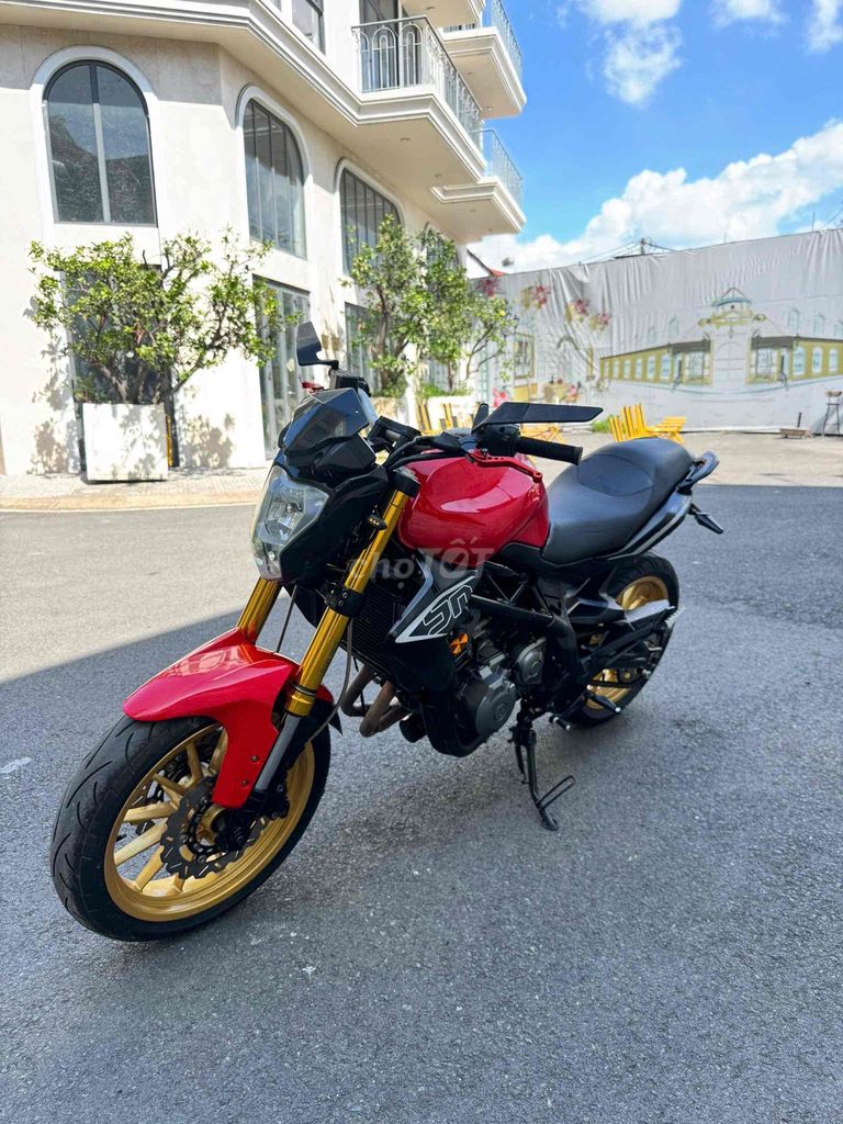 Benelli 302 2015 мотор тихий отличный номер Хошимина