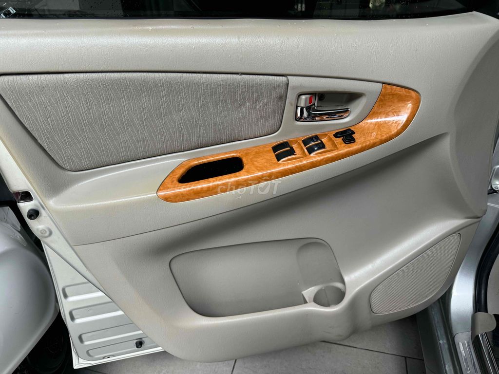Toyota innova G,sản xuất 2009 số sàn xe gia đình.. Mua bán Ô tô tại Quận 5 Tp Hồ Chí Minh được đăng bởi Cương hình 3