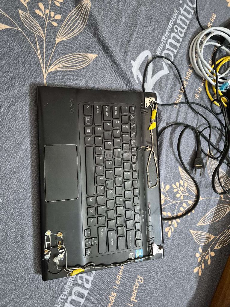 Sony VAIO 4GB Đen. Mua bán Laptop tại Thành phố Ninh Bình Ninh Bình được đăng bởi qbui hình 1