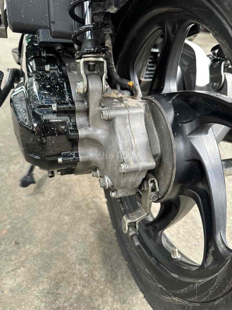 Honda Airblade 110 Fi màu đen bạc đời 2010 bstp. Mua bán Xe máy tại Quận 11 Tp Hồ Chí Minh được đăng bởi nguyenxuanthinh quận tân phú  hình 6