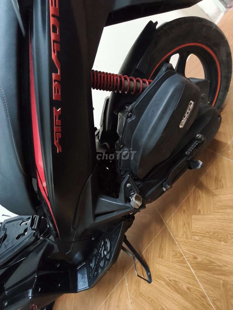 Honda Air Blade Fi 125  2024 Đen. Mua bán Xe máy tại Quận Long Biên Hà Nội được đăng bởi Mt hình 4