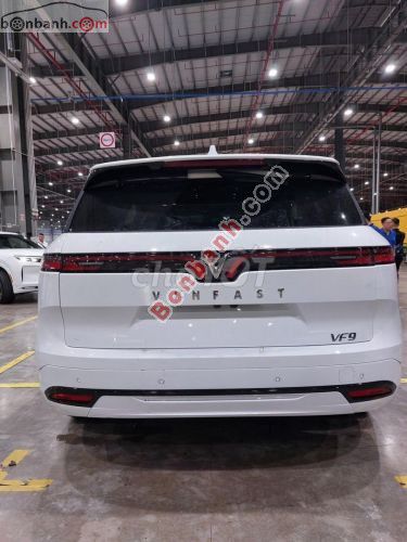 VinFast VF9 Plus 2025. Mua bán Ô tô tại Thành phố Thủ Đức Tp Hồ Chí Minh được đăng bởi Showroom Vinfast Thủ Đức hình 3