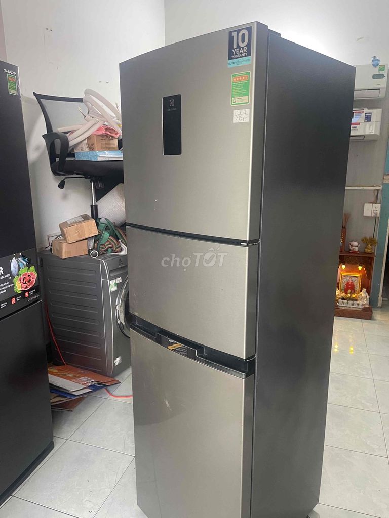 Tủ lạnh Electrolux Xám ngăn đông mềm. Mua bán Tủ lạnh tại Thành phố Thủ Đức Tp Hồ Chí Minh được đăng bởi Sơn Nguyễn hình 1