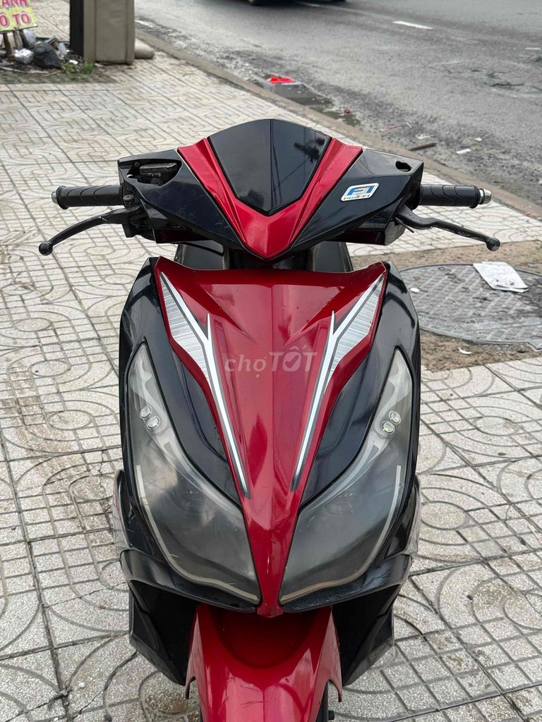 Honda Air Blade 2023 Красно-черный
