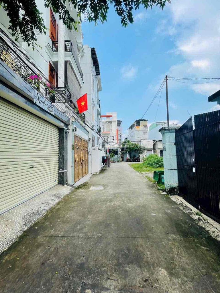 Апартаменты 78 м2 на Фам Ван Донг, доход 12 млн, заезд для машины, ширина почти 5 м