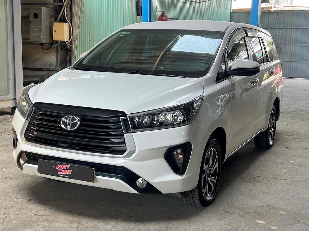 Toyota Innova 2021 2.0E 52000 km xe zin không lỗi