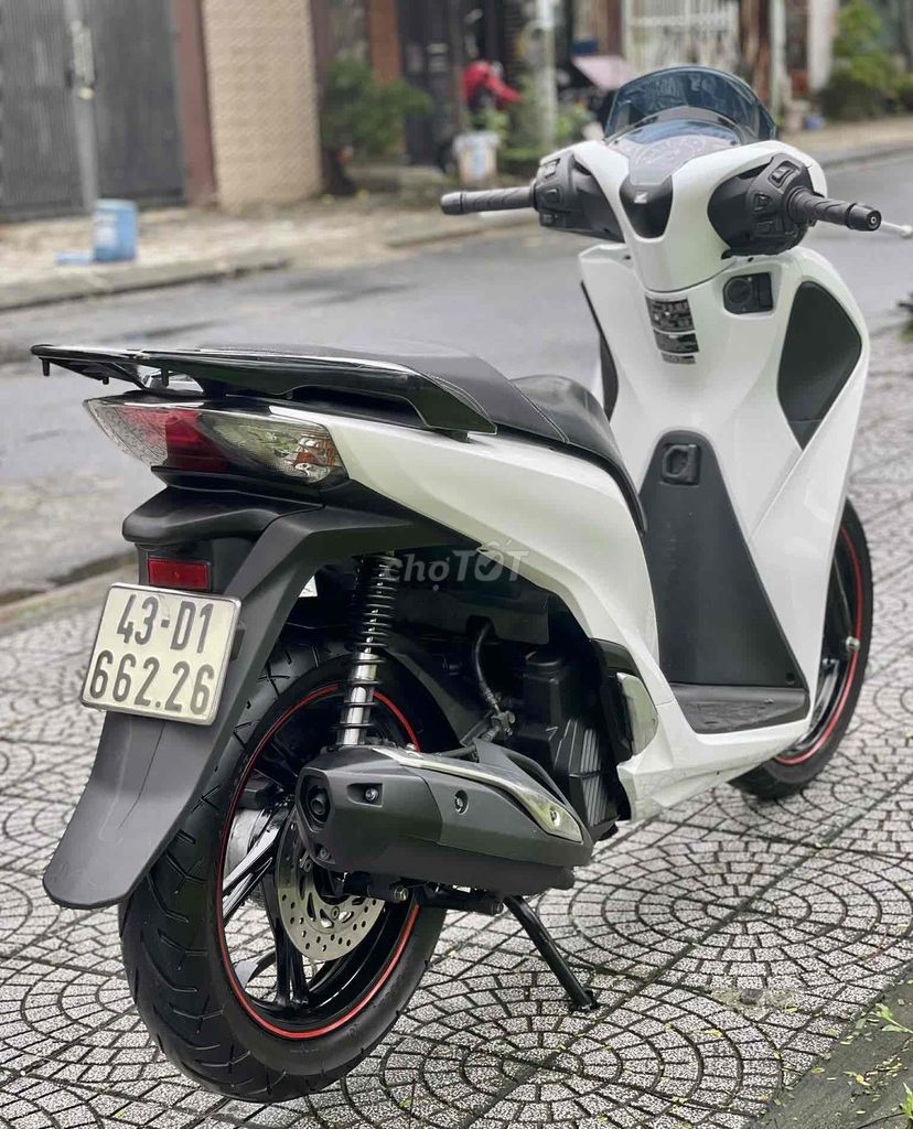 Sh150 Trắng 2017 biển số 43. Trả trước 0₫ nhận xe. Mua bán Xe máy tại Quận Sơn Trà Đà Nẵng được đăng bởi Anh Thành hình 5
