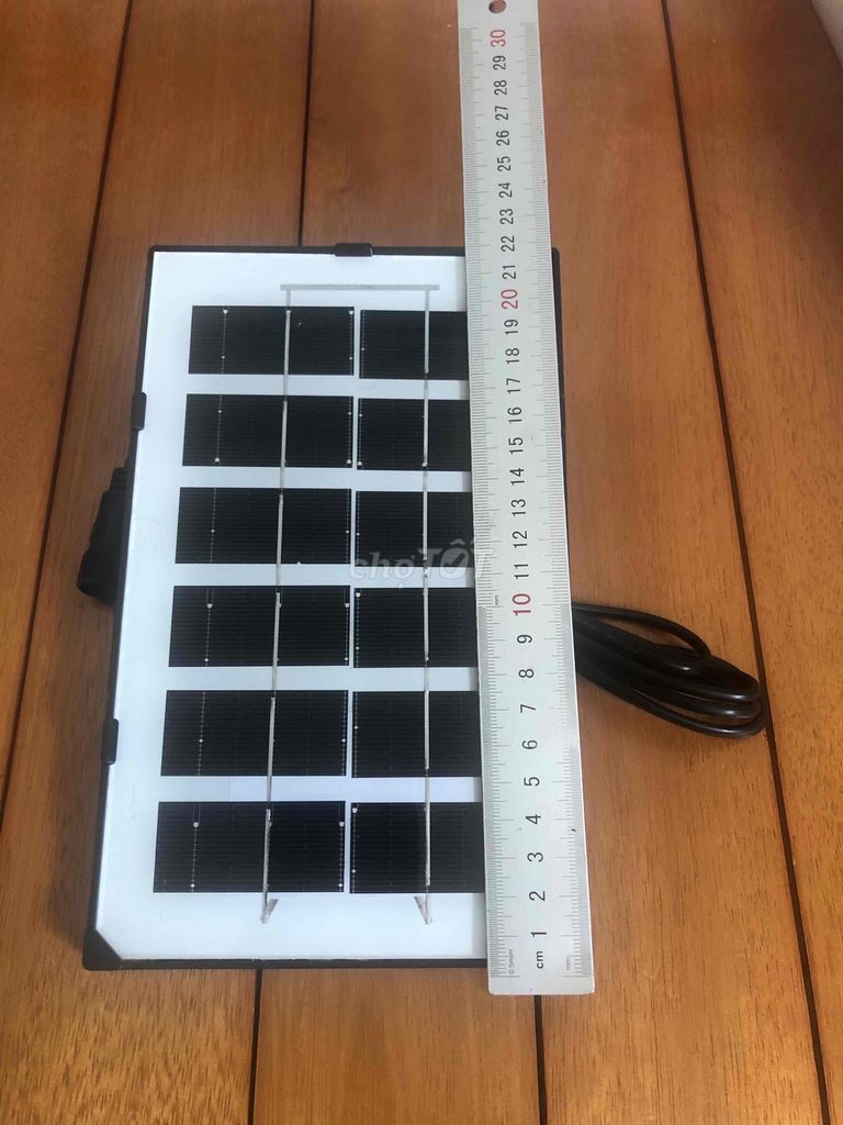 thanh lý tấm pin năng lượng mặt trời cho đèn 35w